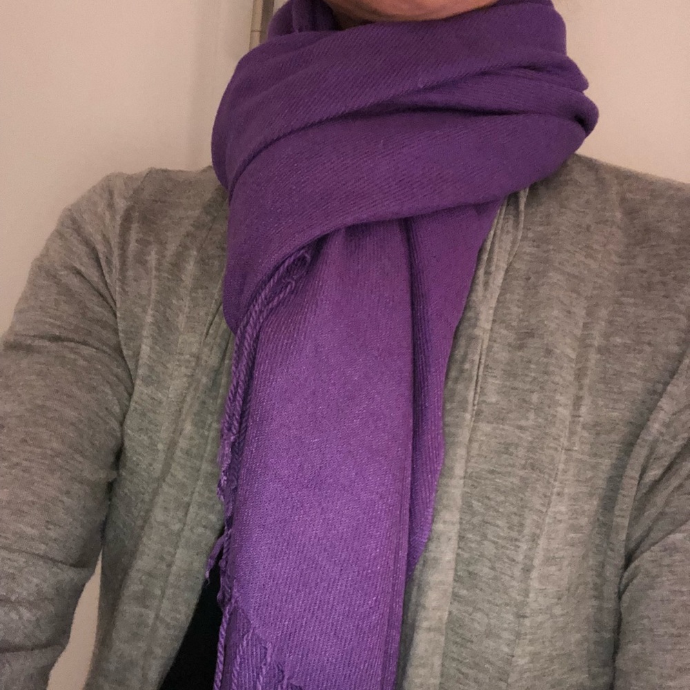 Pashmina-style shawl